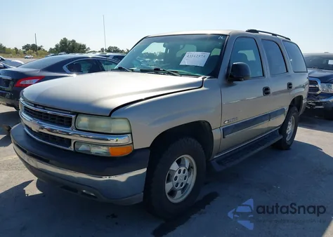 2003 Chevrolet Tahoe Ls из США, поврежденный, VIN 1GNEC13VX3R217881